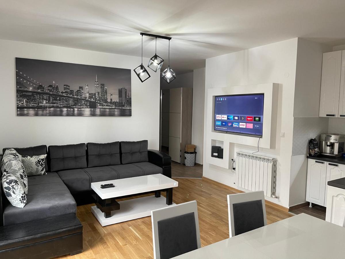 Royal Residence Apartmani 2 Pancevo Exterior photo